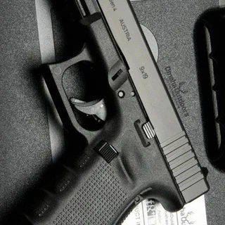 Spain guns and ammo - Channel with 3 channels in Business/Advertising/Marketing