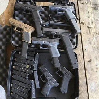 Ukraine guns and ammo - Channel with 3 channels in Business/Advertising/Marketing