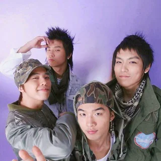 BIGBANG VIPs CHAT 👑 - Group with 153 groups in Fan Club/Celebrities