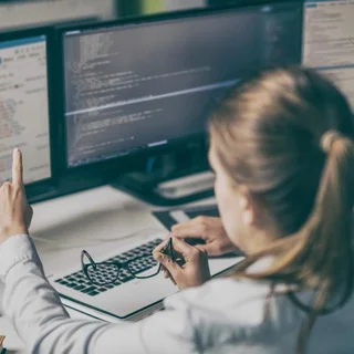 WebHosting Iran - Group with 3712 groups in Common