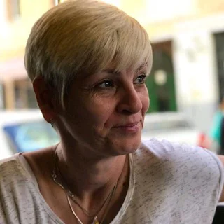 Alizea Delize - Bot with 1 bots in Shopping/Buy/Sell