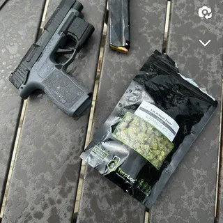 Aussie Striker - Group with 1 groups in Health/Beauty/Fitness