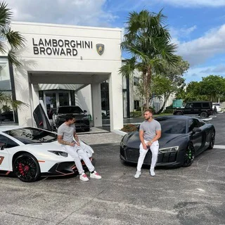 𝐑𝐮𝐬𝐬𝐞𝐥𝐥*𝐑𝐞𝐚𝐥𝐥𝐲*𝐖𝐢𝐧𝐬 - Channel with 1073 channels in Gaming/Apps